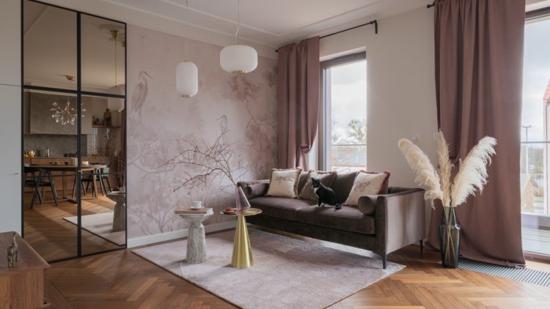 How to Use Mirrors to Make Your Living Room Look Bigger and Brighter