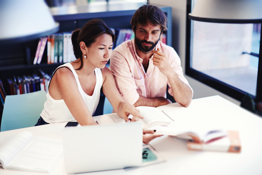 How to Design a Shared Study Room for Multiple Users