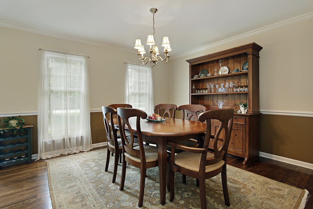 Mix and Match: Creative Dining Chair Ideas